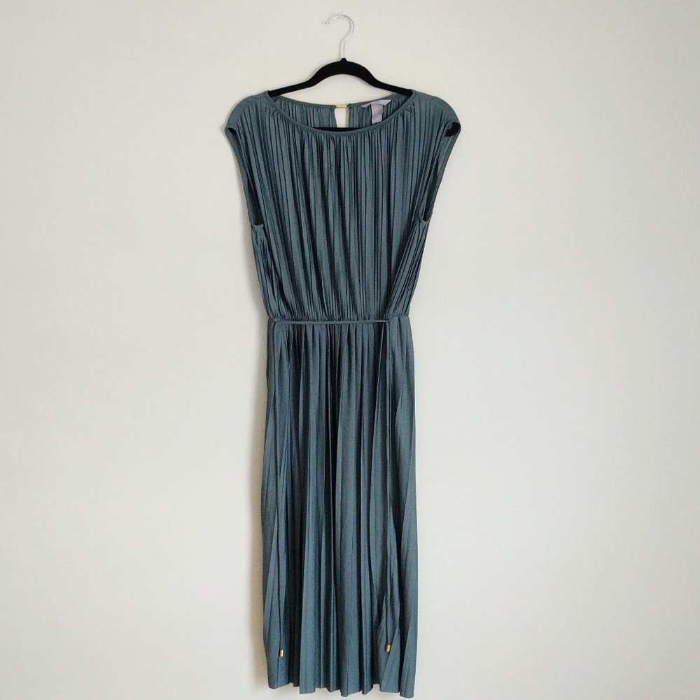Pleated Sleeveless Dress